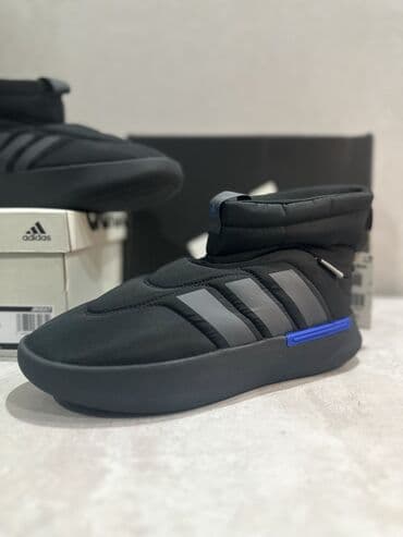 брендовая одежда бишкек: Мужские ботинки, 40.5, Adidas, Новый, цвет - Черный, Бесплатная доставка — 2