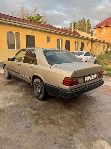 motor fit 2004: Mercedes-Benz E-Class: 1988 г., 2.3 л, Механика, Бензин, Седан — 5