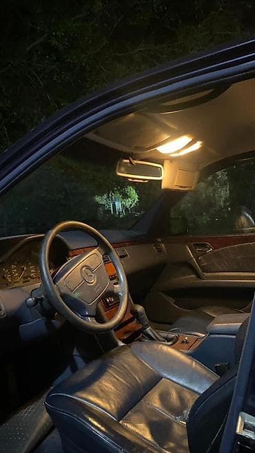 Mercedes-Benz E-Class: 1995 г., 2.3 л, Бензин