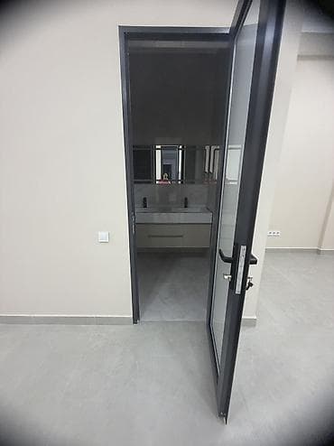 Аренда офисов, 65 м², В бизнес центре