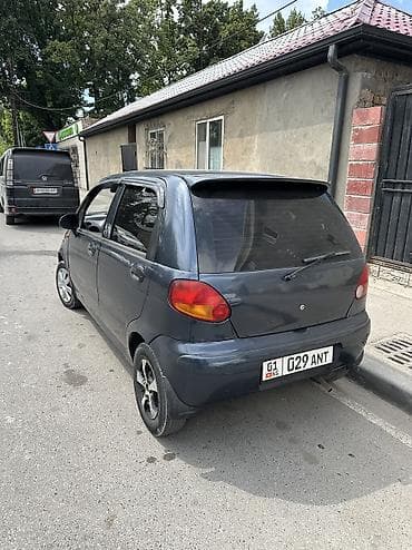 без пяти: Daewoo Matiz: 2002 г., 0.8 л, Механика, Бензин, Хэтчбэк — 9