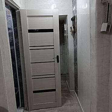 Бөлмөлөрдү ижарага берүү: Сдаётся квартира Планировка и отделка: - Просторная комната с большим — 4