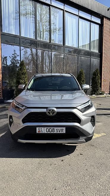 outback 2017: Toyota RAV4: 2022 г., Автомат, Бензин, Кроссовер — 2