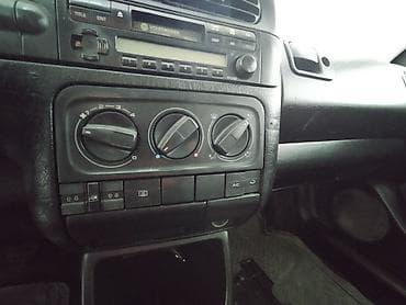 венто 1998: Volkswagen Vento: 1997 г., 2 л, Механика, Бензин, Седан — 8