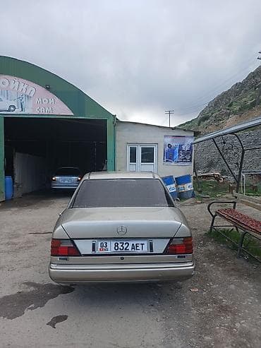 мерседес 124 2 6: Mercedes-Benz E-Class: 1988 г., 2.2 л, Кол менен иштөөчү, Дизель — 1