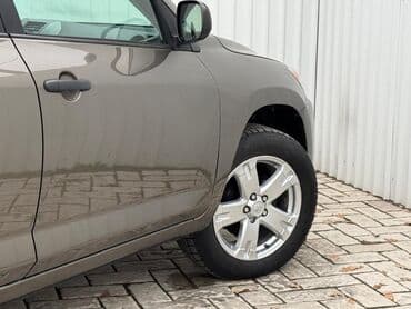 срочно в связи с переездом: Toyota RAV4: 2010 г., 2.5 л, Автомат, Бензин, Кроссовер — 5