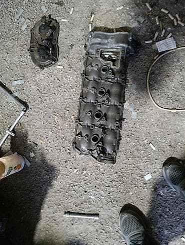 крышка мотора: ГБЦ Mercedes-Benz 5.5 л, Б/у, Оригинал — 2