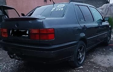 byd leopard 3: Volkswagen Vento: 1995 г., 1.8 л, Механика, Бензин, Седан — 3