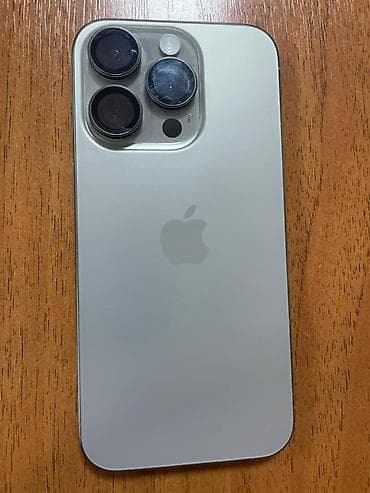 osh iphone: IPhone 15 Pro, Natural Titanium, 92 % — 4