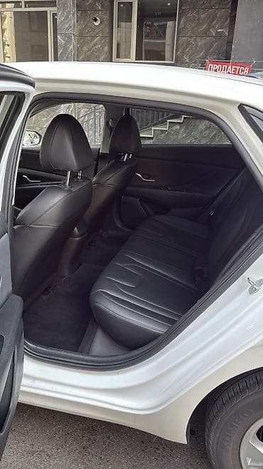 Транспорт: Hyundai Avante: 2020 г., 1.6 л, Автомат, Бензин, Седан — 4
