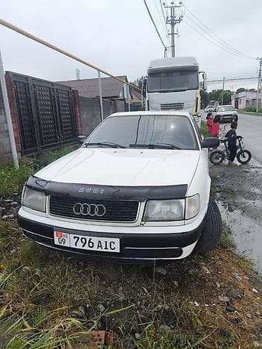 Audi 100: 1991 г., 0.2 л, Механика, Бензин, Седан