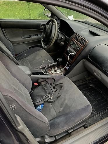 Транспорт: Mitsubishi Galant: 2000 г., 2 л, Автомат, Бензин, Седан — 5