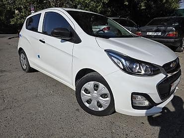 byd e5: Chevrolet Spark: 2020 г., 1 л, Автомат, Бензин, Хэтчбэк — 3