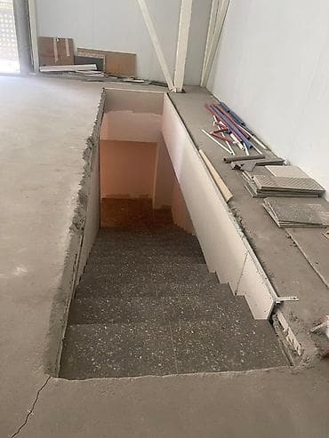 open space: Пр. Чуй Сдается помещение Площадь: 167м2 Этаж: 2 ✔ Большие панорамные — 2