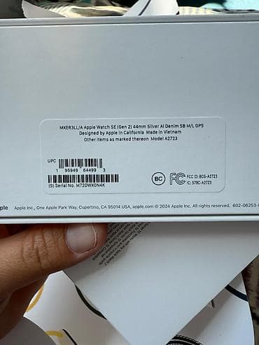 Apple Watch: Продаю срочно часы Apple Watch SE (Gen 2) 44 мм GPS В идеальном — 4