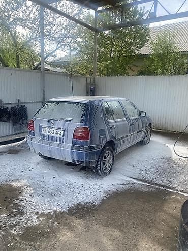 пороги на пассат: Volkswagen Golf: 1993 г., Кол менен иштөөчү, Хетчбек — 3