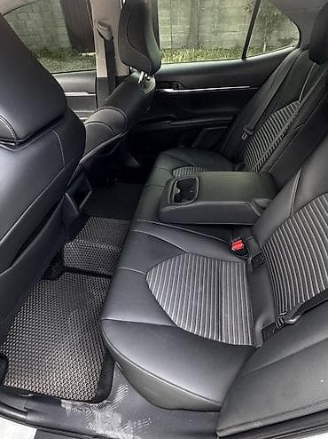 18000: Toyota Camry: 2021 г., 2.5 л, Автомат, Бензин, Седан — 9
