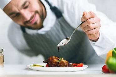 Отели, кафе, рестораны: Требуется Повар : Горячий цех, Европейская кухня, 3-5 лет опыта — 1