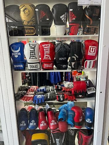 зал бокс: Боксёрские перчатки Разных видов!!! Футы, лапы, шлема и т.д Детские и — 2