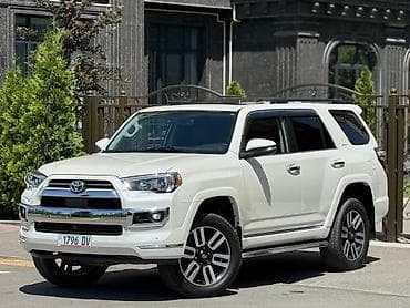 Продажа авто: Toyota 4Runner: 2023 г., 4 л, Автомат, Бензин, Внедорожник — 3