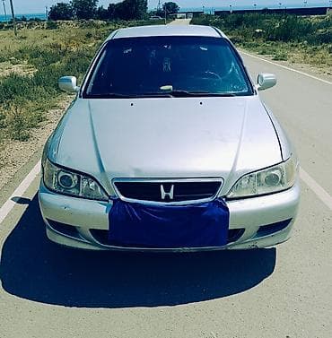 сполер одисей: Honda Accord: 2002 г., 1.8 л, Механика, Газ, Седан — 1
