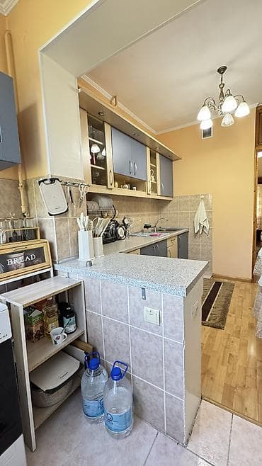 гостиницы нарын: 3 комнаты, 71 м², 105 серия, 4 этаж — 4