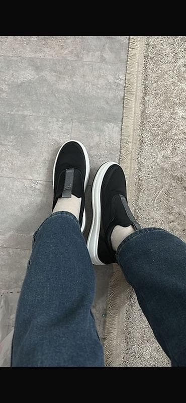 кроссовки кеды: Слипоны/кеды без шнурков, черные - Лаконичный дизайн: однотонный — 2