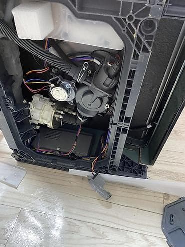 е 70: Стиральная машина BLECK (фронтальная загрузка) с сенсорной панелью — 7