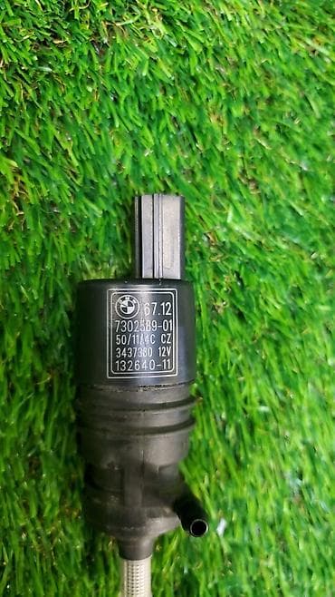 bmw e12: Насос омывателя лобового стекла Номер производителя: 67127—389 C — 2