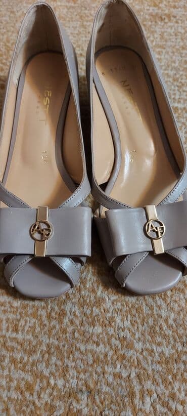женские брендовые туфли недорого: Продаются женские туфли, кожа, новые. Размер 36. Производство Турция — 2