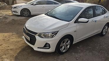 Chevrolet Onix: 2020 г., 1 л, Автомат, Бензин, Седан — 6