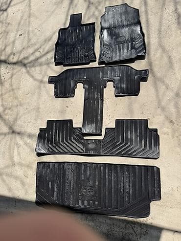 полики subaru ascent: Родные Резиновые Полики Для салона Subaru, цвет - Черный, Б/у, Самовывоз — 4
