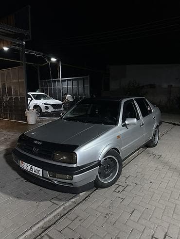 1995: Volkswagen Vento: 1995 г., 1.8 л, Механика, Бензин, Седан — 2