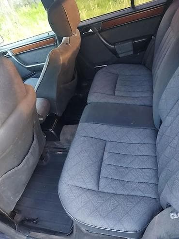 консоль 124: Mercedes-Benz W124: 1995 г., 2.8 л, Механика, Бензин, Универсал — 5