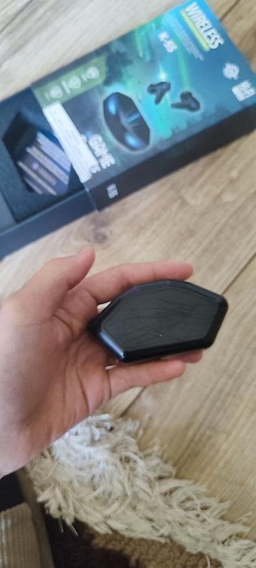 Наушники: Б/у — 4