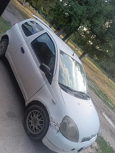 mini copper: Toyota Auris: 2003 г., 1 л, Механика, Бензин, Купе — 1