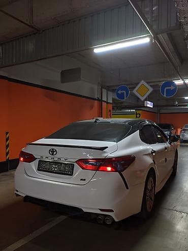 corolla s: Toyota Camry: 2017 г., 2.5 л, Автомат, Бензин — 5