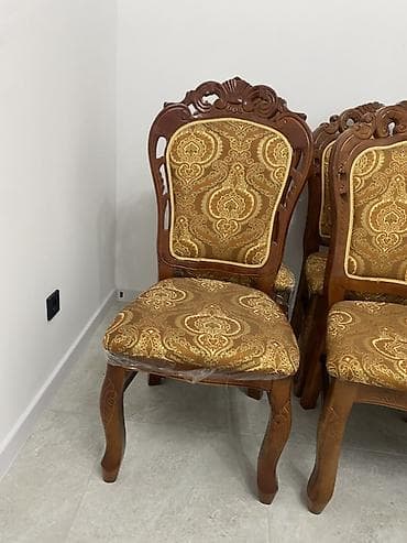 Стул для зала, Дерево