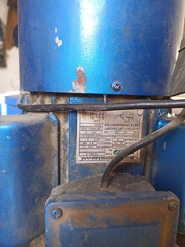 угольная дробилка: Продается дробилка сена! Работает от сети 220в. Дробящие лезвия — 3