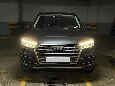 Audi Q5: 2019 г., 2 л, Автомат, Бензин, Кроссовер