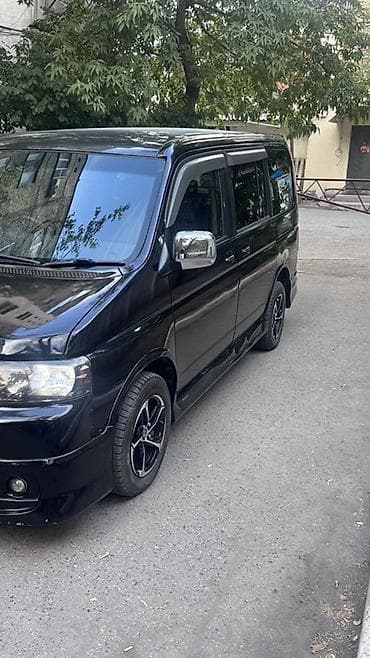 8: Honda Stepwgn: 2005 г., 2 л, Автомат, Бензин, Минивэн — 2