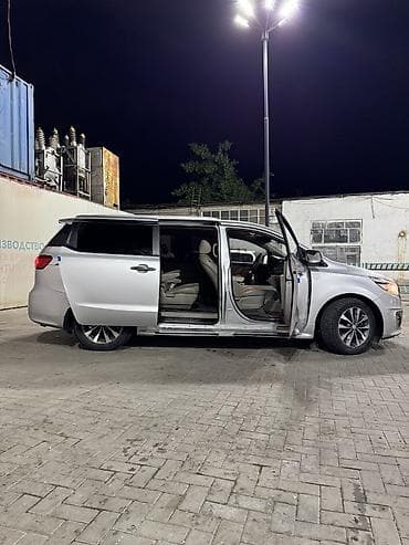 тыко: Kia Carnival: 2016 г., 2.2 л, Автомат, Дизель, Минивэн — 5