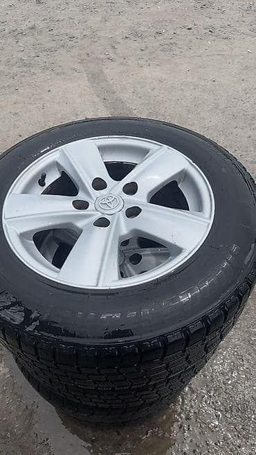 Комплект зимних шин с дисками для Toyota. разболтовка 5,114 - Диски