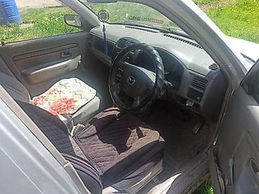 Продажа авто: Mazda Demio: 2000 г., 1.3 л, Автомат, Бензин, Хэтчбэк — 3