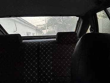step rf3: Mazda 626: 1989 г., 2 л, Механика, Бензин, Седан — 8