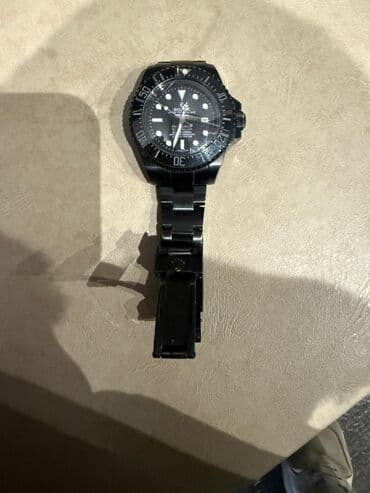 Наручные часы в дайверском стиле, черные - Корпус и браслет: черное