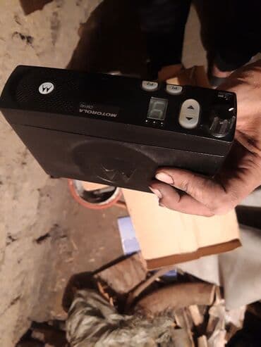альпинист кондиционер: Радиостанция Motorola CM140 — 1