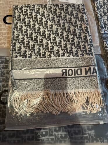 золотая цепока с бриллиантов кулоном: Теплые шарфы Диор 100% кашемир Распродаем Теплое, качество идеал — 3