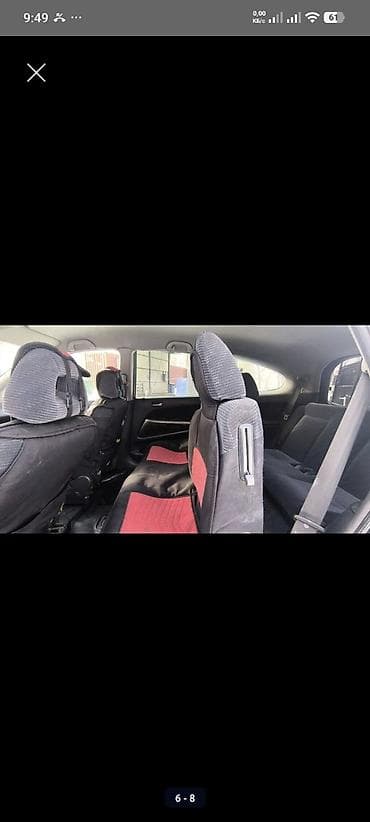 kia carens: Honda Stream: 2001 г., 2 л, Механика, Бензин, Минивэн — 8