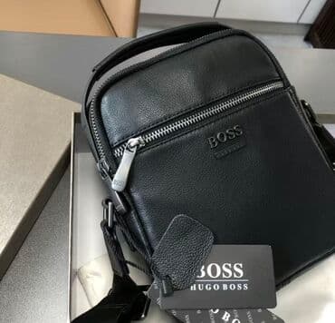 Барсетка, Материал: Натуральная кожа, Застежка на молнии, Множество карманов, Моющийся материал, Новый